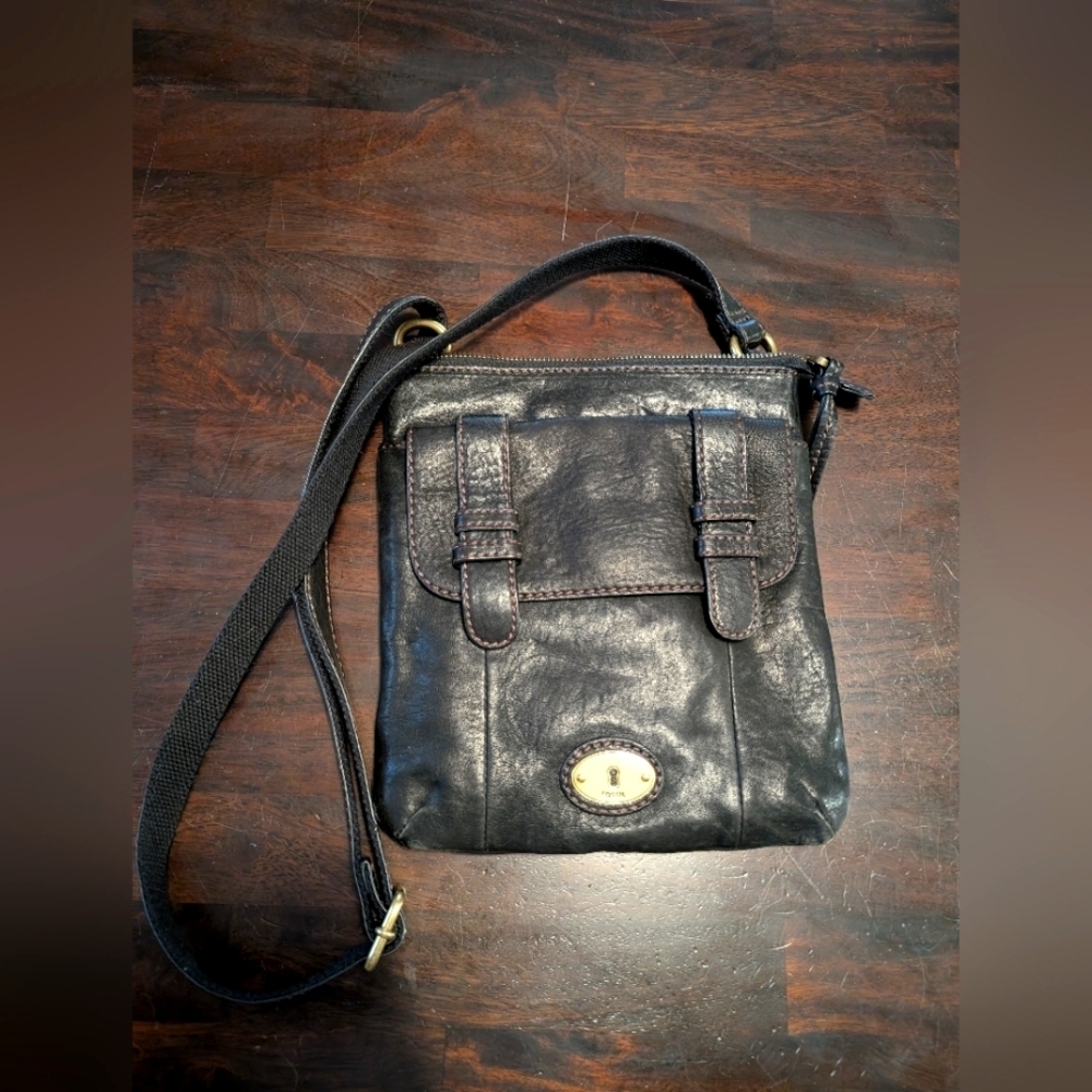 Fossil Black Leather Crossbody Bag
